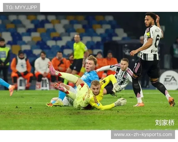 尤文抢断后发动快速反击，麦肯尼传中未能形成威胁